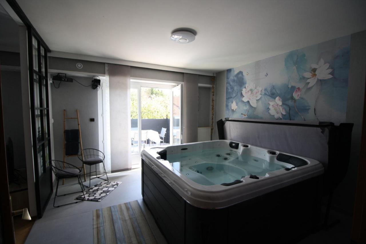 Villa Faby, Jacuzzy Sauna Privatif Saint-Maurice  Extérieur photo